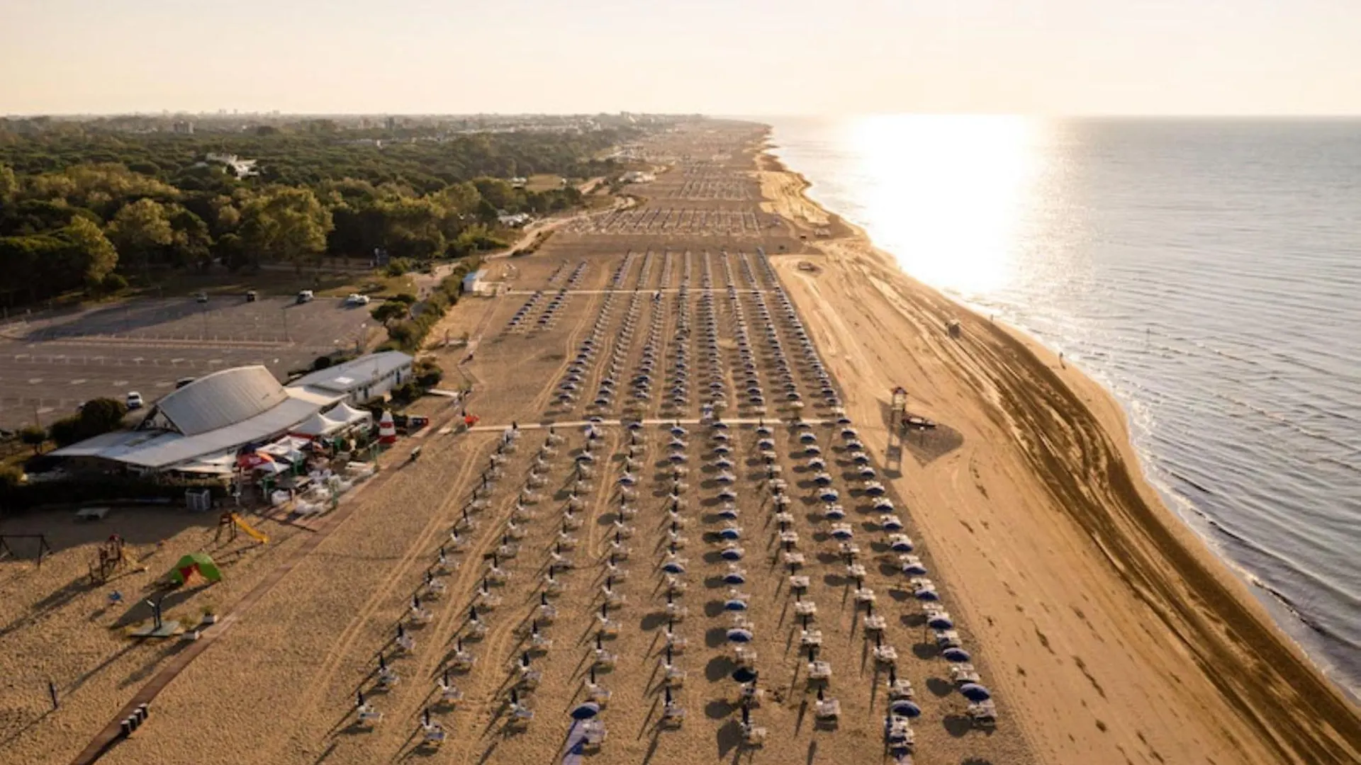 Tranquil Stay Steps From Shore In Bibione